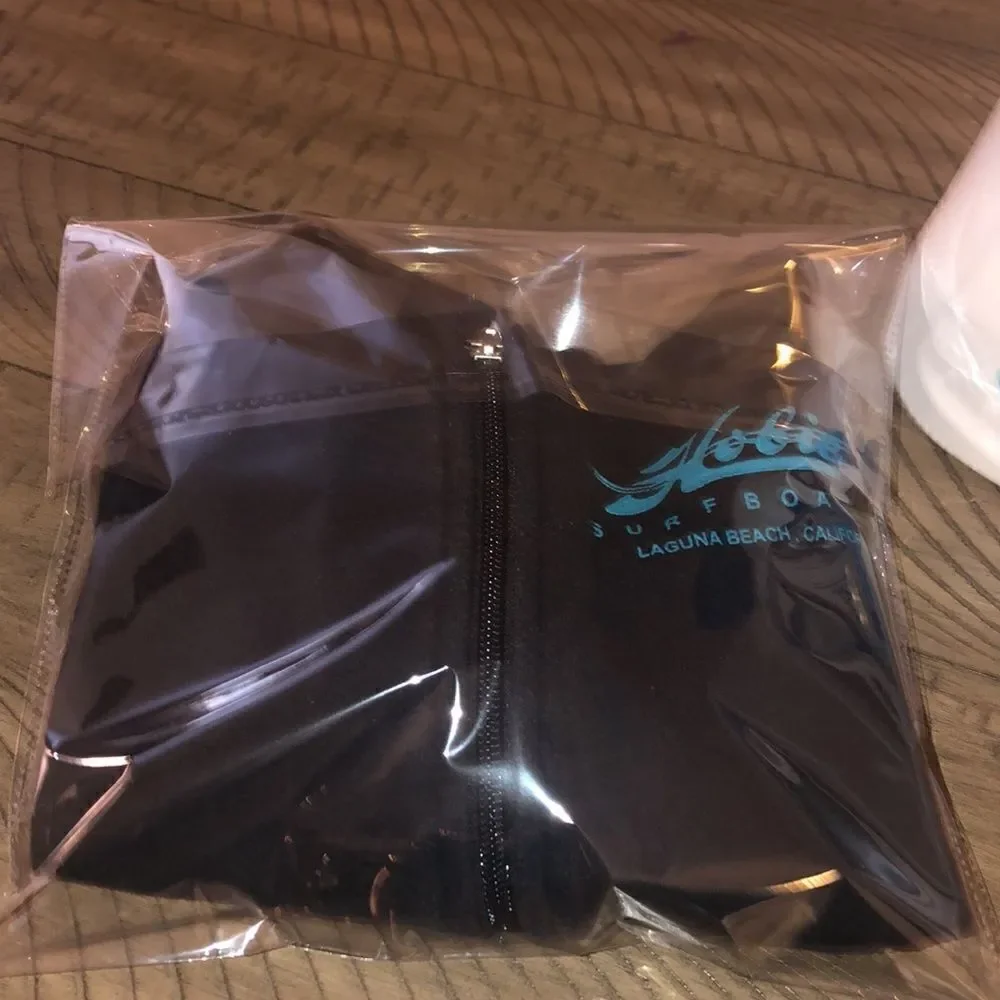 Hobie Signature Hoodie Laguna Beach, California Kangaroo🦘Pockets🏄🏼‍♂️🏄🏻‍♀️